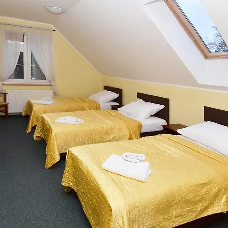 宾馆 Pawlakowa Zagroda Grabiny-Zameczek