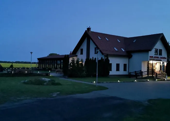 宾馆 Pawlakowa Zagroda Grabiny-Zameczek